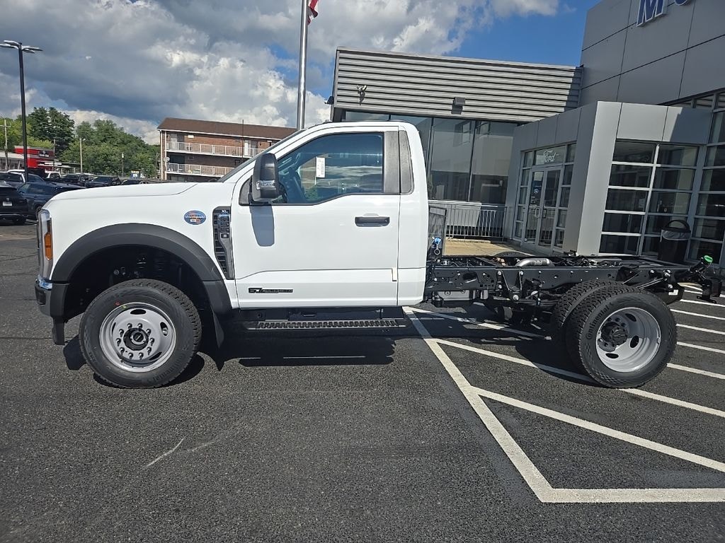 New 2026 Ford F-550SD Chassis XL Truck Regular Cab