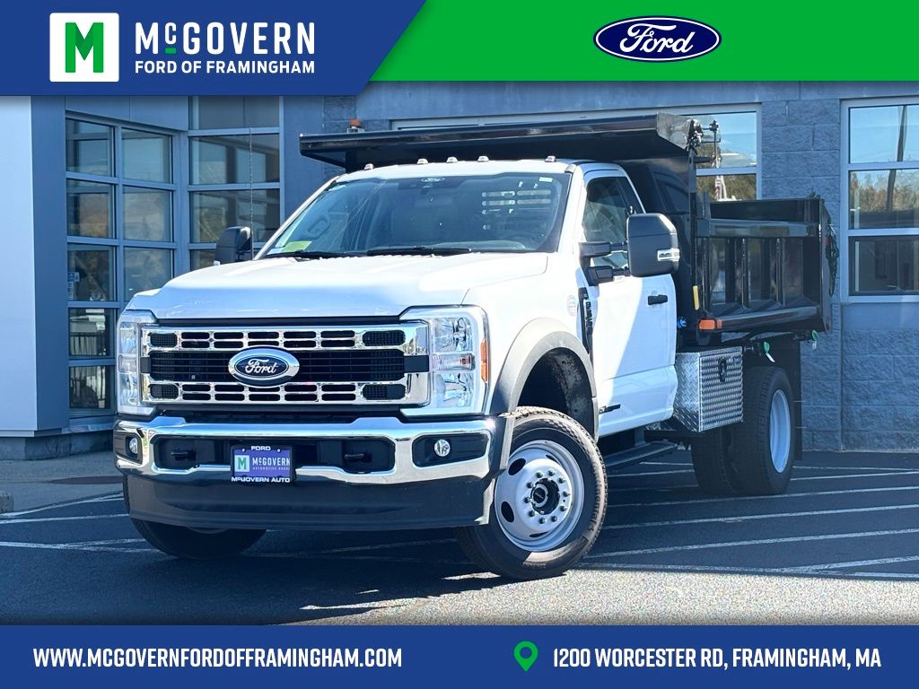 2025 Ford F-550 Super Duty Chassis Cab XL's photo