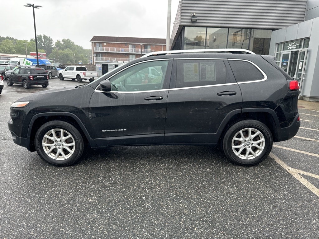 Used 2016 Jeep Cherokee Latitude with VIN 1C4PJMCS0GW104110 for sale in Framingham, MA