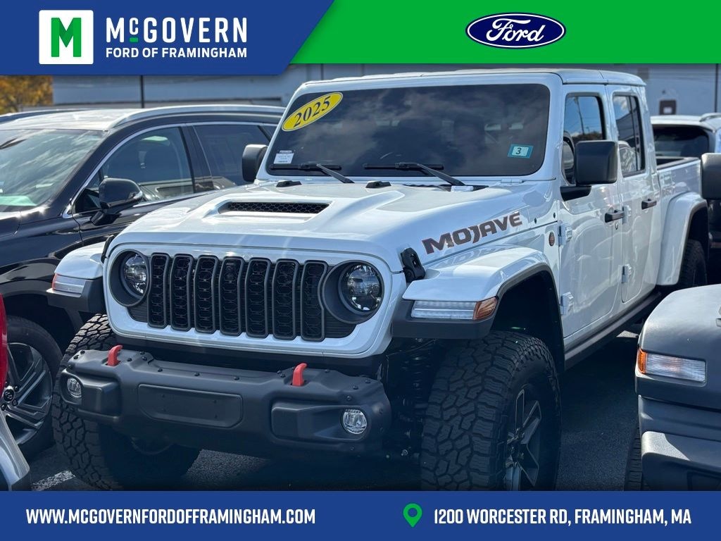 Used 2025 Jeep Gladiator Mojave Truck Crew Cab