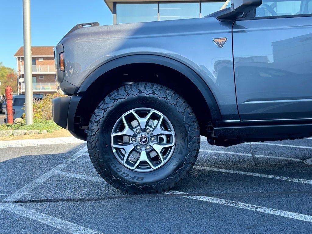 New 2025 Ford Bronco Badlands SUV