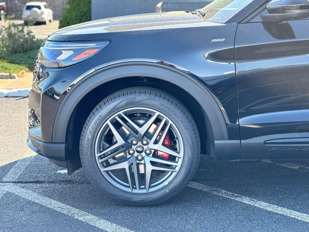 New 2026 Ford Explorer ST-Line SUV
