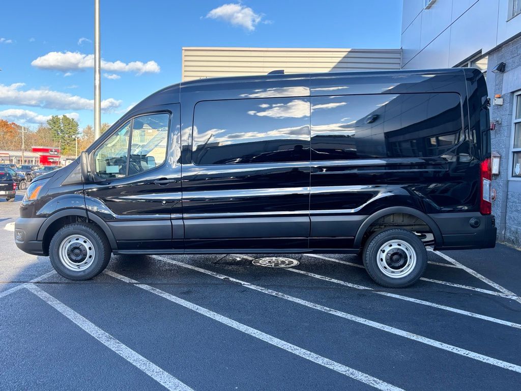 2026 Ford Transit photo 2