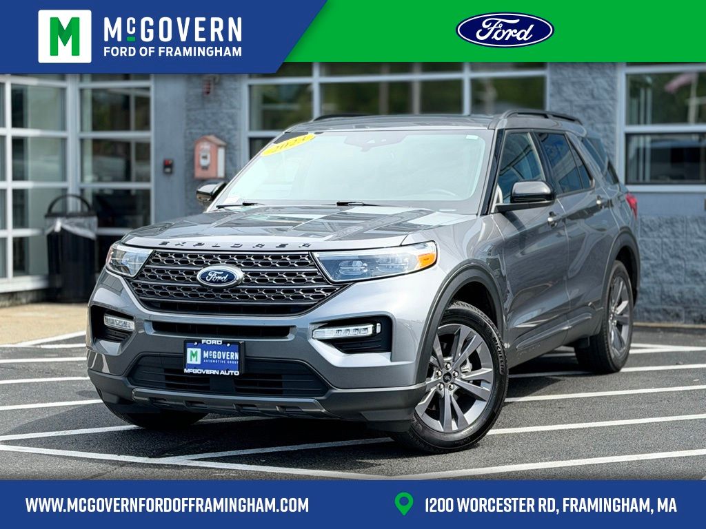 2023 Ford Explorer XLT 4WD's photo