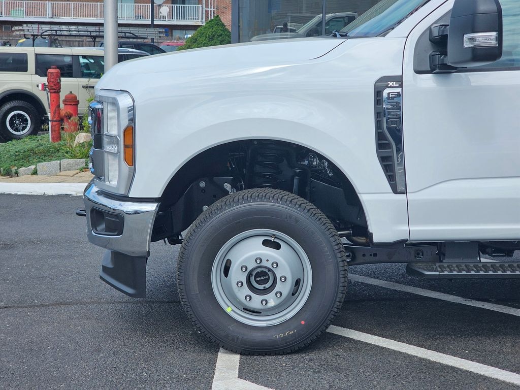 New 2026 Ford F-350SD Chassis XL Truck Regular Cab