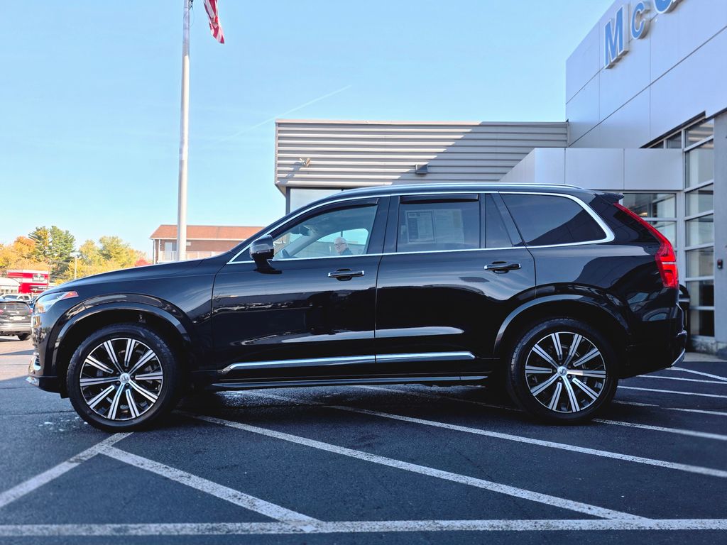 2022 Volvo XC90 T6 Inscription photo 2