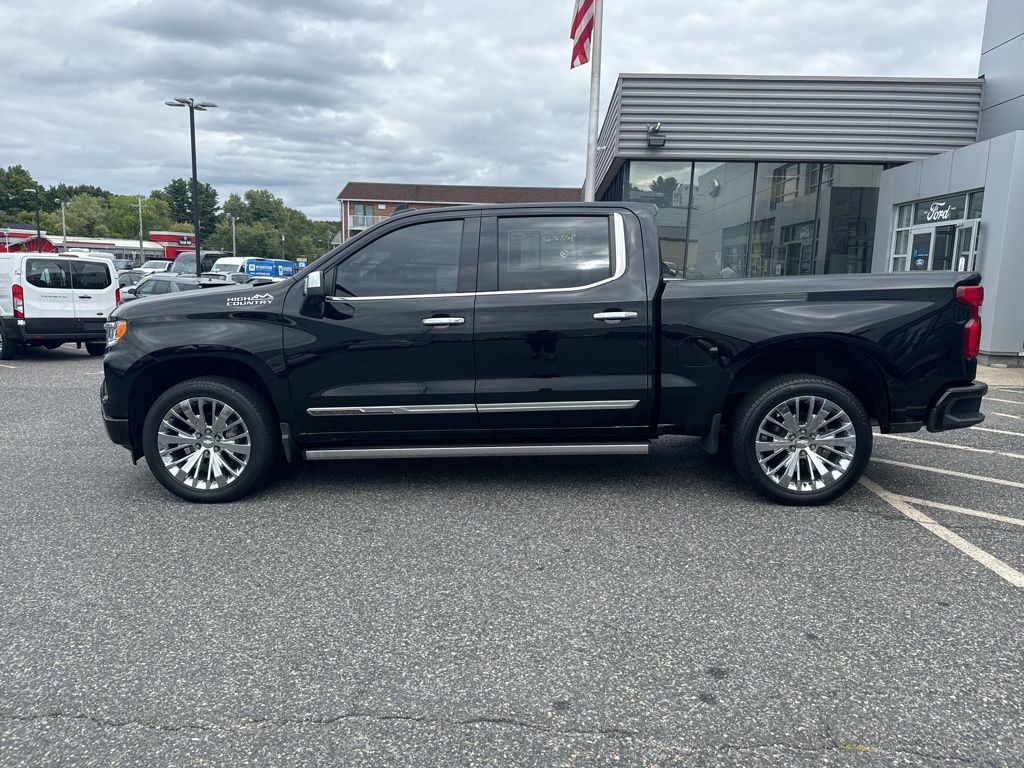 Used 2022 Chevrolet Silverado 1500 High Country with VIN 2GCUDJED7N1507447 for sale in Framingham, MA