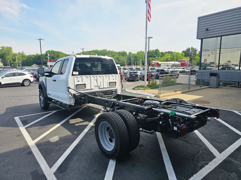 New 2026 Ford F-550SD Truck Super Cab