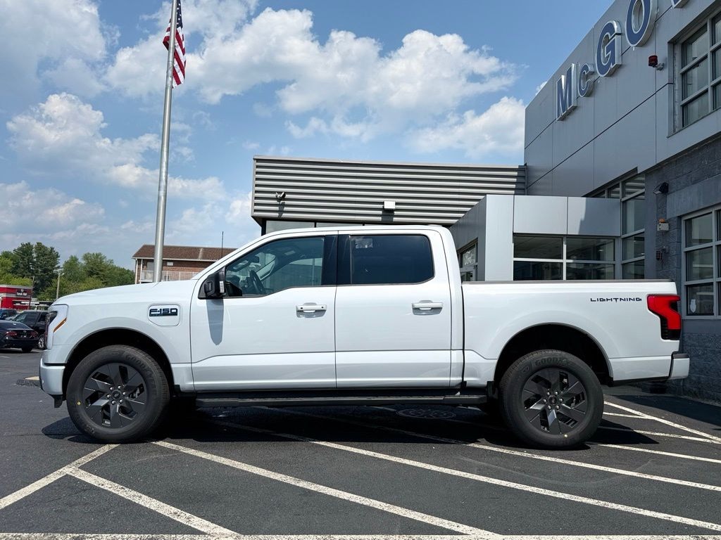 New 2025 Ford F-150 Lightning Flash 300 mile (eAWD) EPA-est. range TRUCK