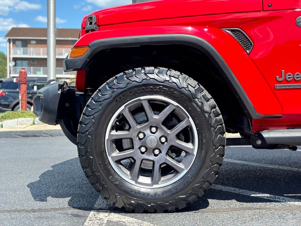 2021 Jeep Gladiator Sport photo 3