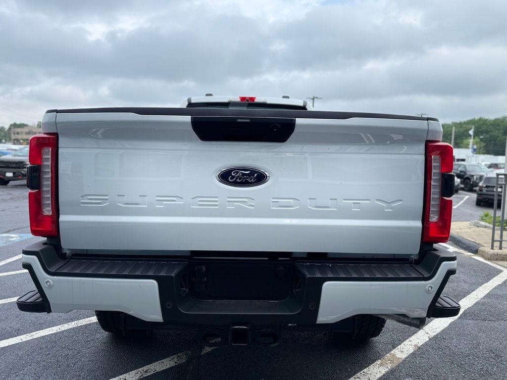 2025 Ford F-250 XL photo 4