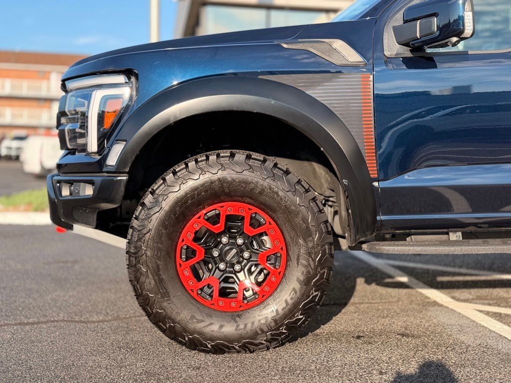 Used 2025 Ford F-150 Raptor Truck SuperCrew Cab