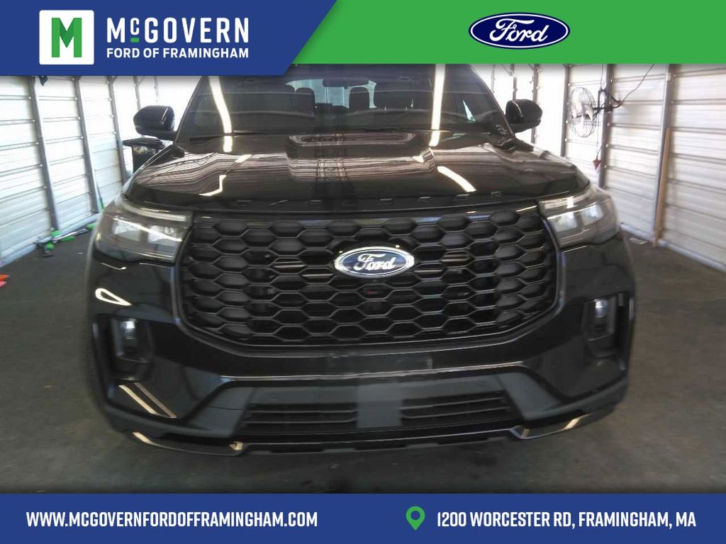 2025 Ford Explorer's photo