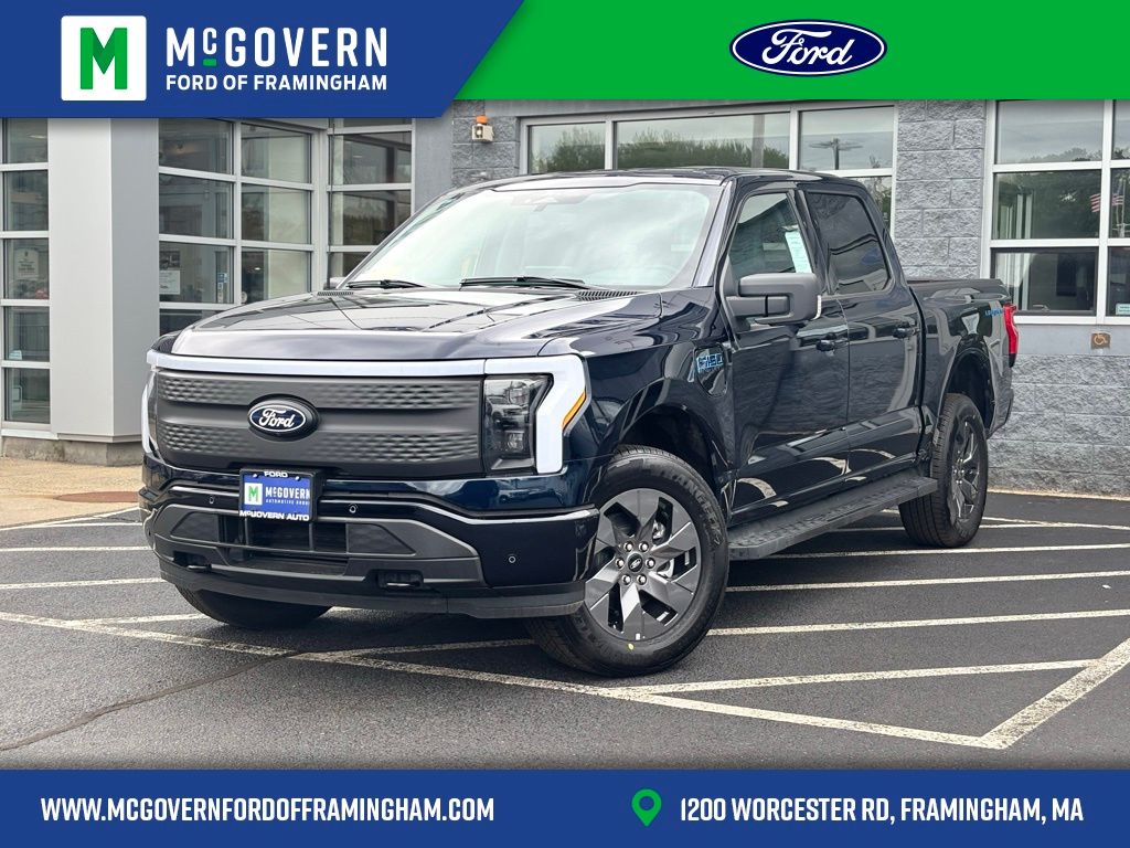 2025 Ford F-150 Lightning Flash's photo