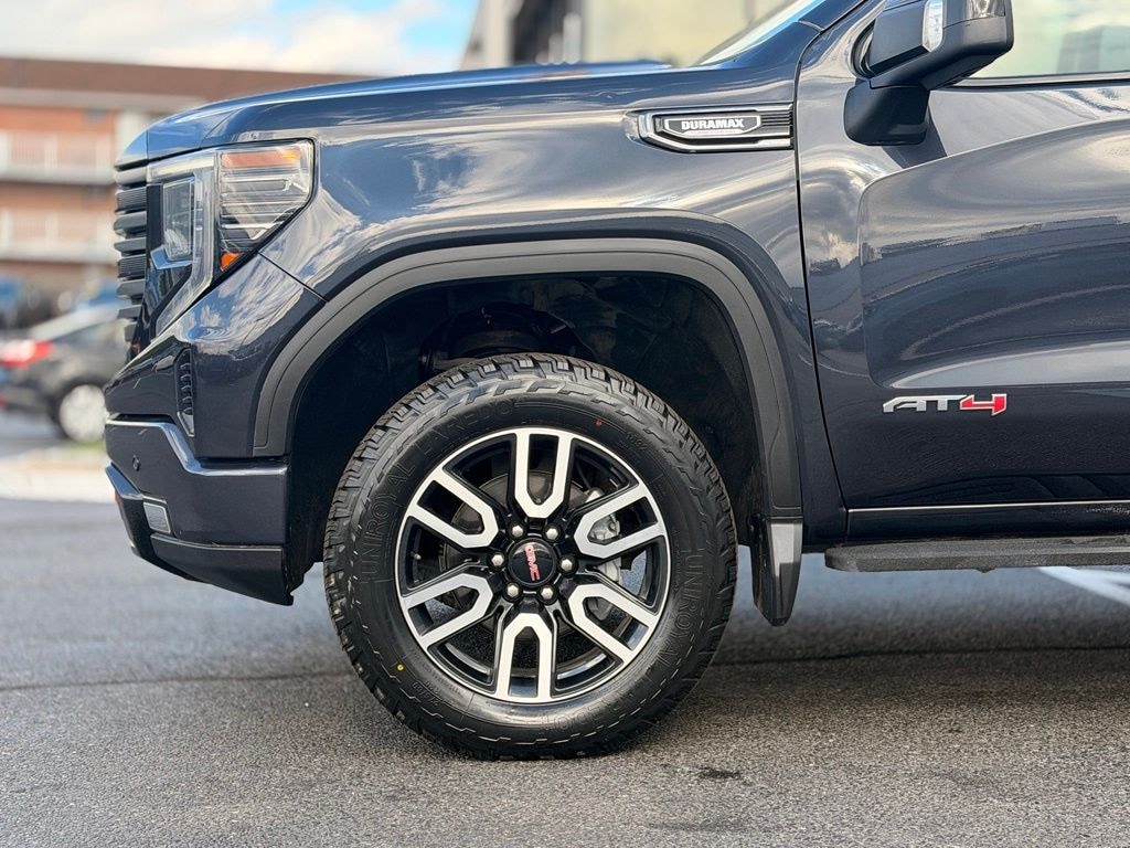 Used 2023 GMC Sierra 1500 AT4 Truck Crew Cab