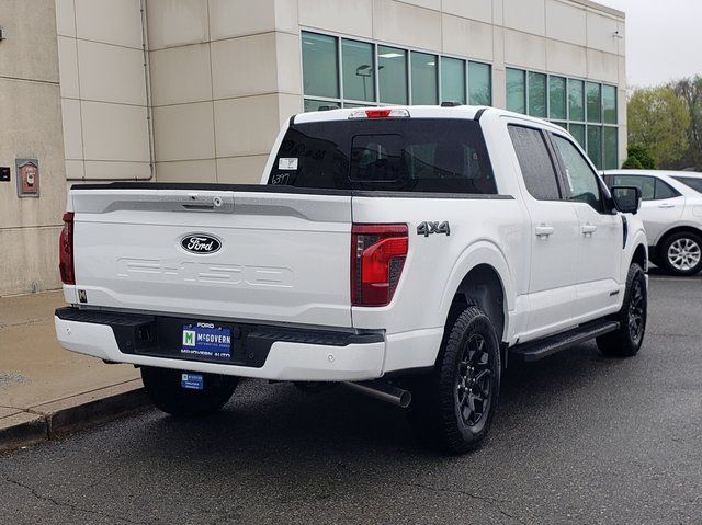 2025 Ford F-150 XLT photo 3