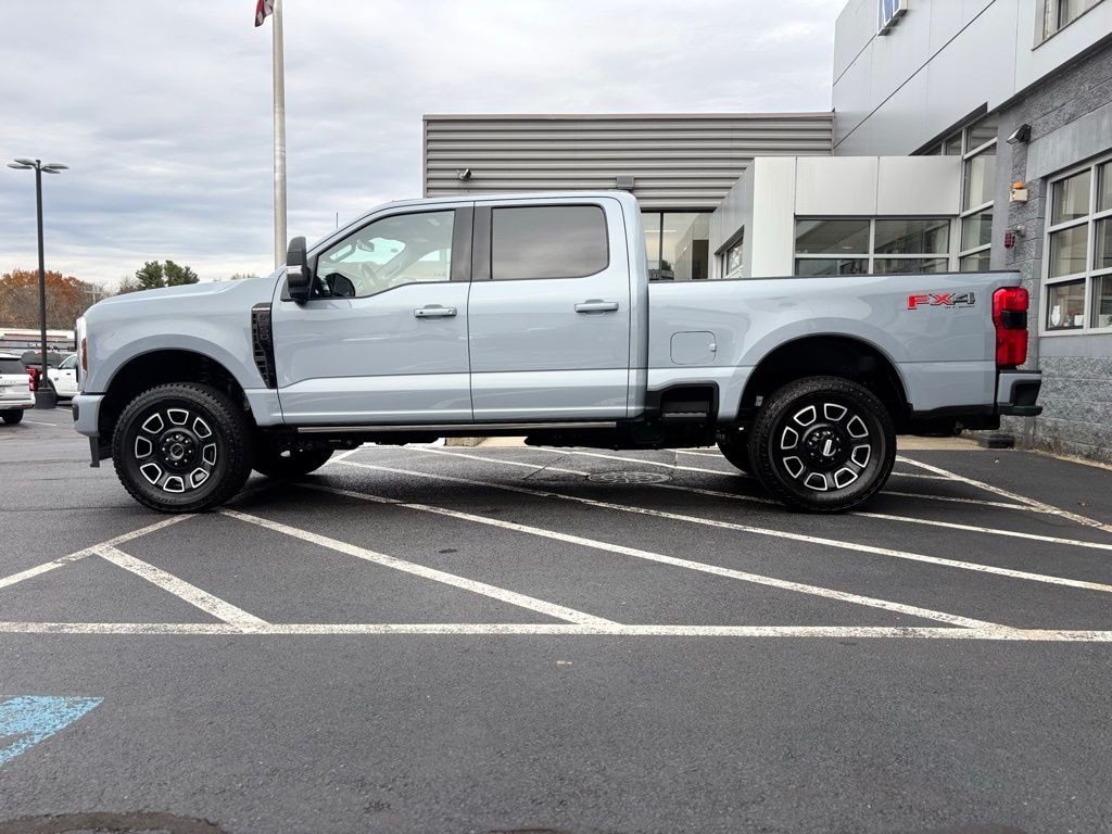 New 2025 Ford F-350SD F-350 Platinum Truck Crew Cab