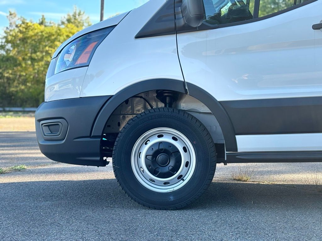 2025 Ford Transit Van photo 3
