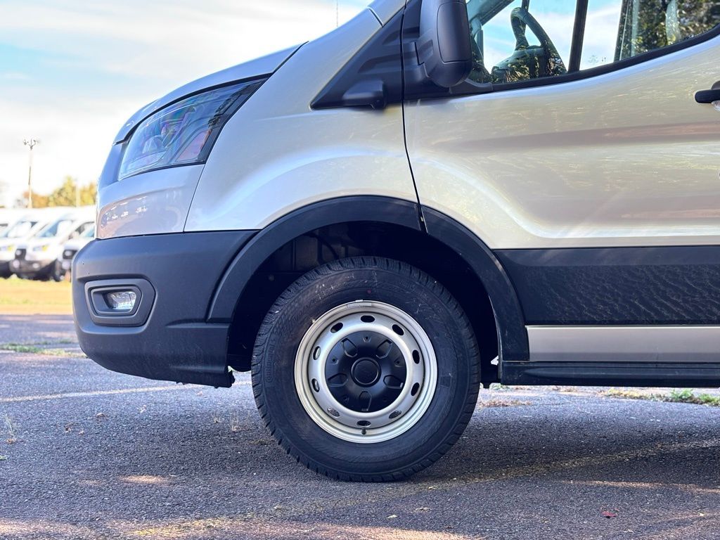 2025 Ford Transit Cargo Van photo 3