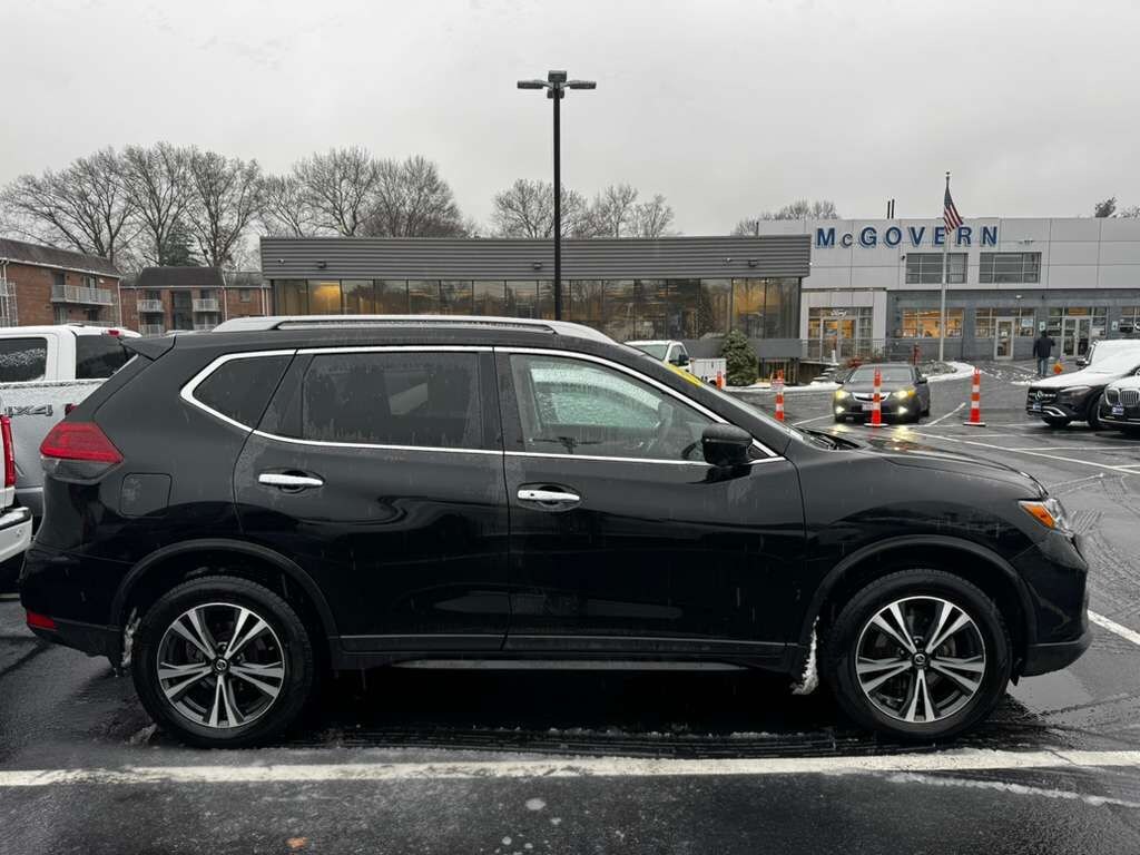 Used 2020 Nissan Rogue SV SUV