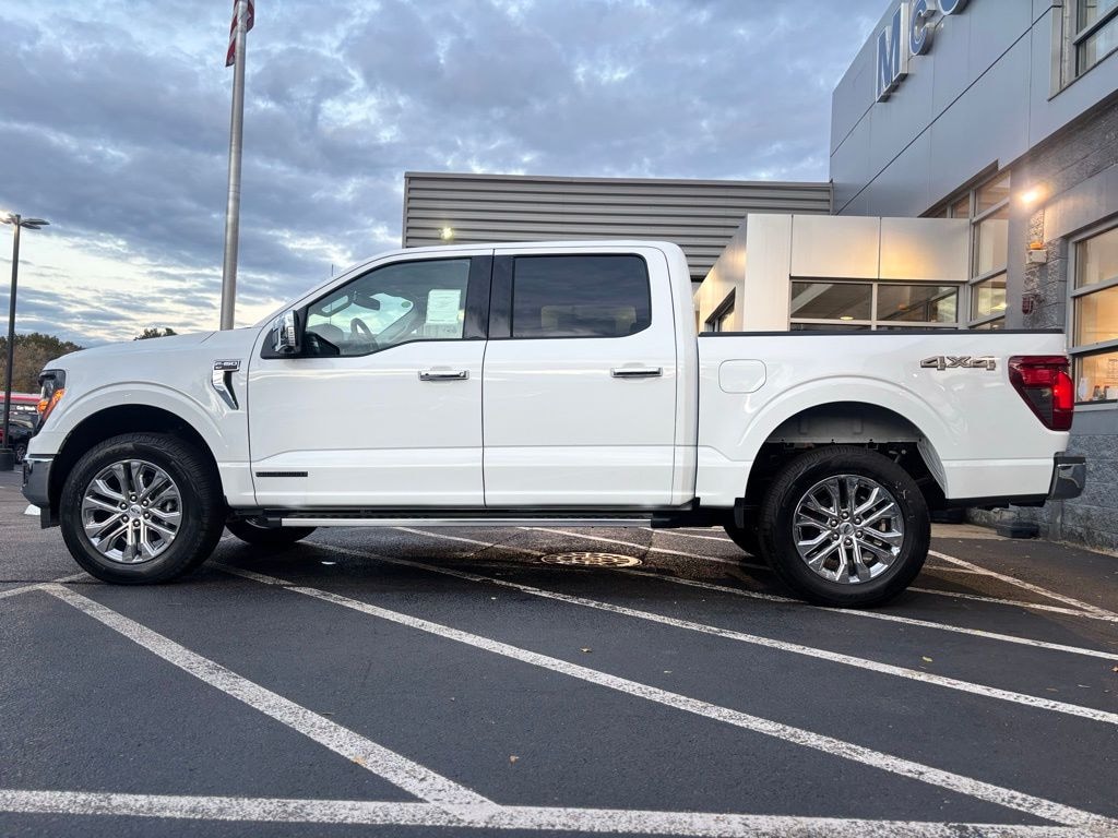 New 2025 Ford F-150 XLT Truck SuperCrew Cab