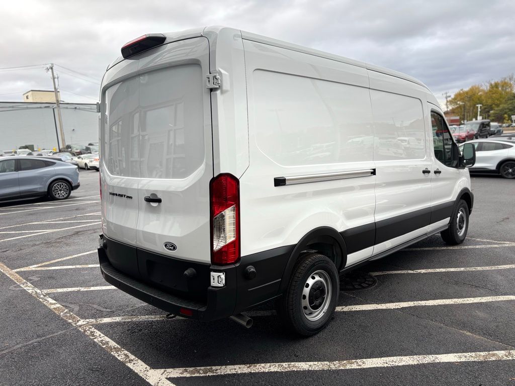 2026 Ford Transit Van Base - Photo 7