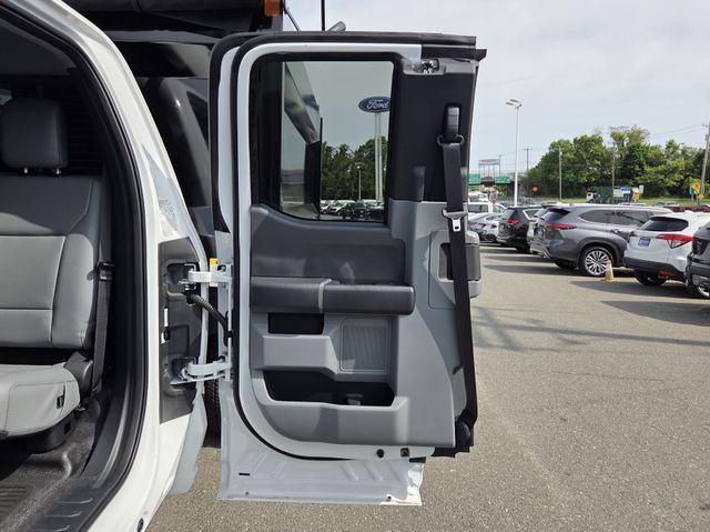 2026 Ford F-350 Super Duty Chassis Cab XL - Photo 15