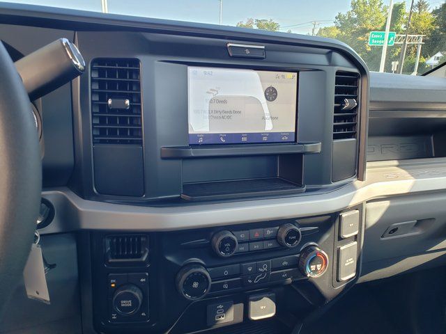 2026 Ford F-350 Super Duty XL - Photo 19