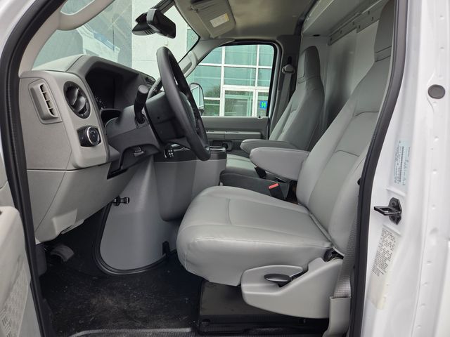 2026 Ford E-Series Cutaway Base - Photo 10
