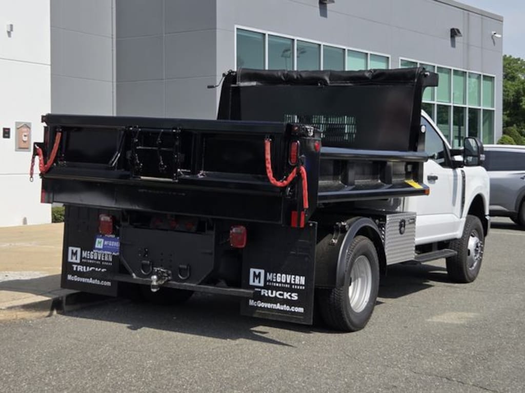 New 2026 Ford F-350SD XL Chassis