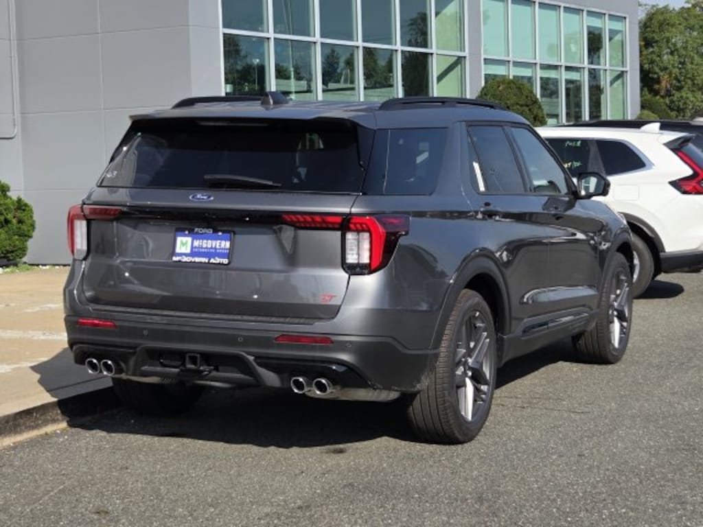 New 2026 Ford Explorer Active SUV