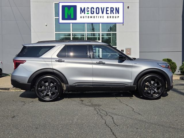 2023 Ford Explorer ST-LINE - Photo 10