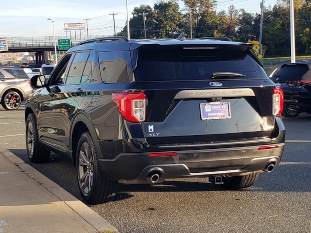 Used 2022 Ford Explorer XLT SUV