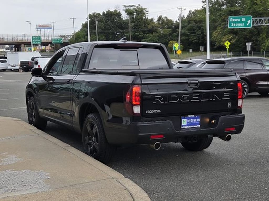Used 2025 Honda Ridgeline Black Edition Truck