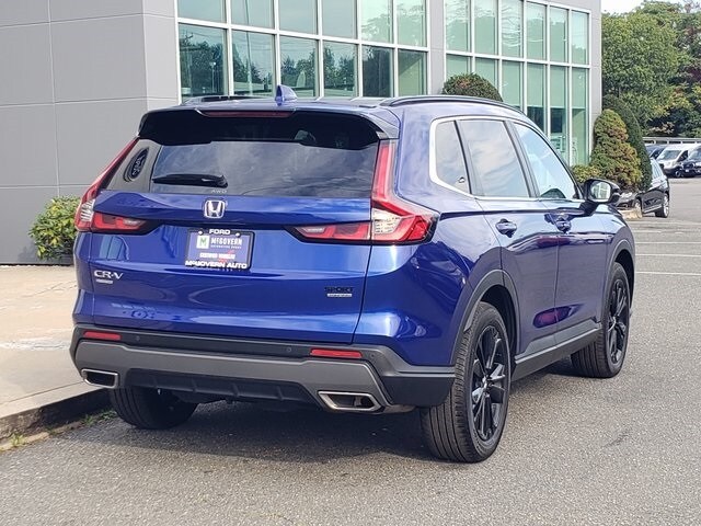 2024 Honda CR-V Hybrid Sport Touring photo 3