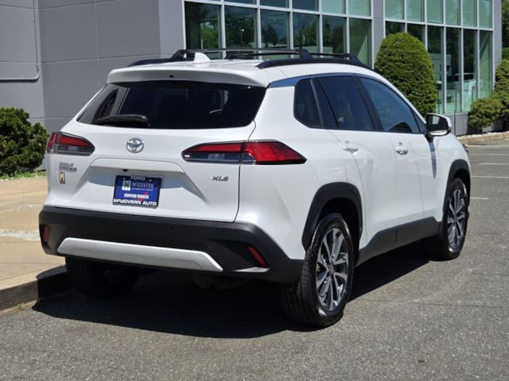 Used 2022 Toyota Corolla Cross XLE SUV