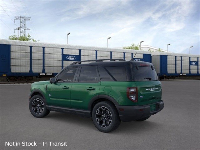 2025 Ford Bronco Sport Outer Banks photo 2