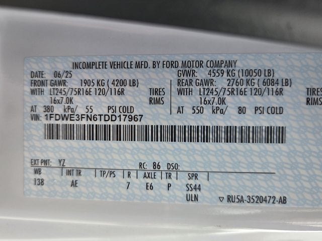 2026 Ford E-Series Cutaway Base - Photo 32