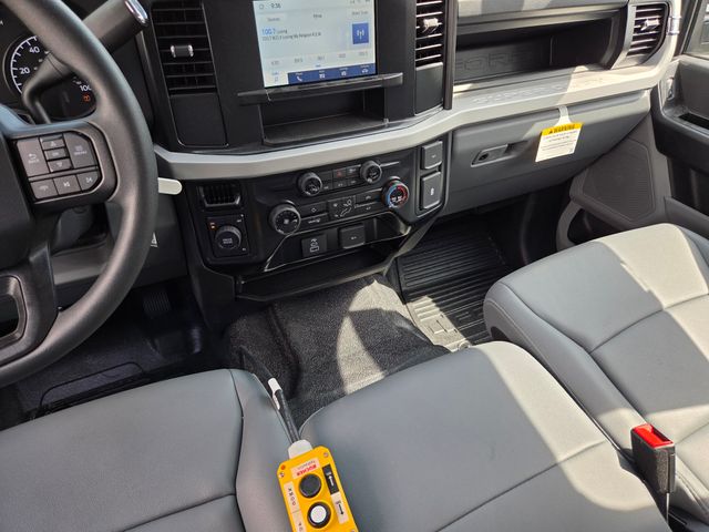 2026 Ford F-350 Super Duty Chassis Cab XL - Photo 19