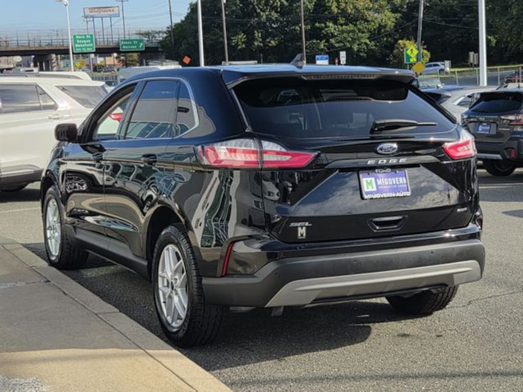 Used 2023 Ford Edge SEL SUV