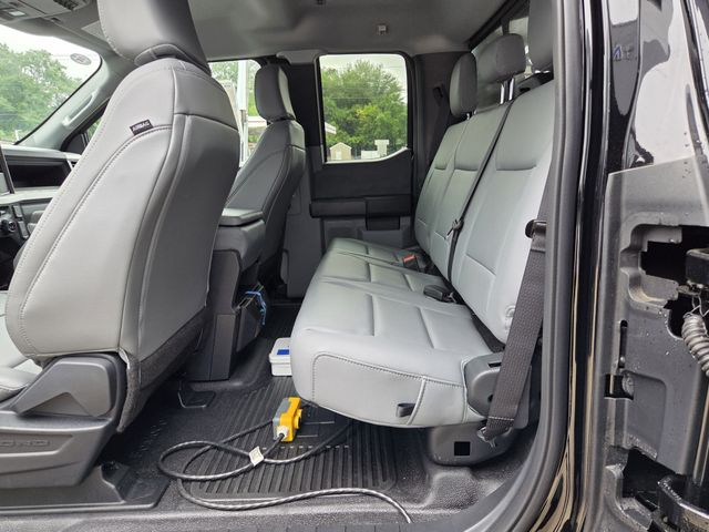 2026 Ford F-550 Super Duty Chassis Cab XL - Photo 16