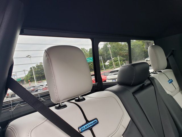 2025 Ford F-150 Lightning Platinum - Photo 39