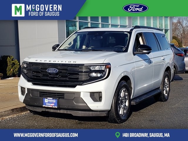 2025 Ford Expedition Active's photo