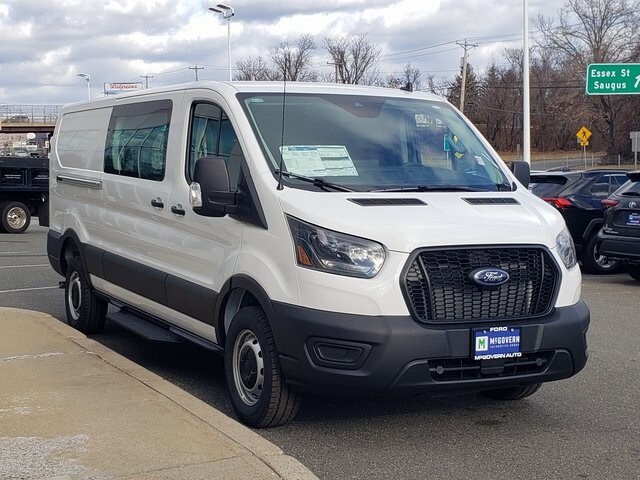 2024 Ford Transit photo 3