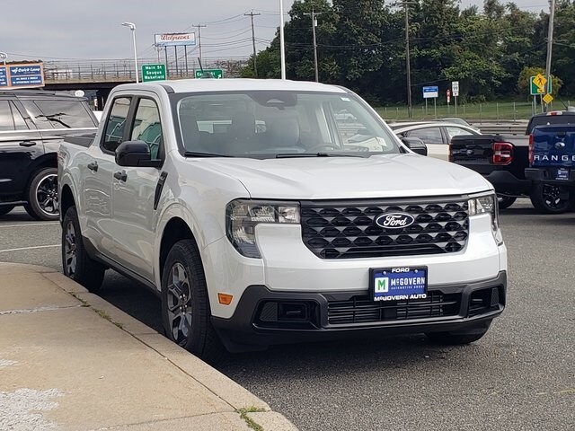 2025 Ford Maverick XLT photo 3