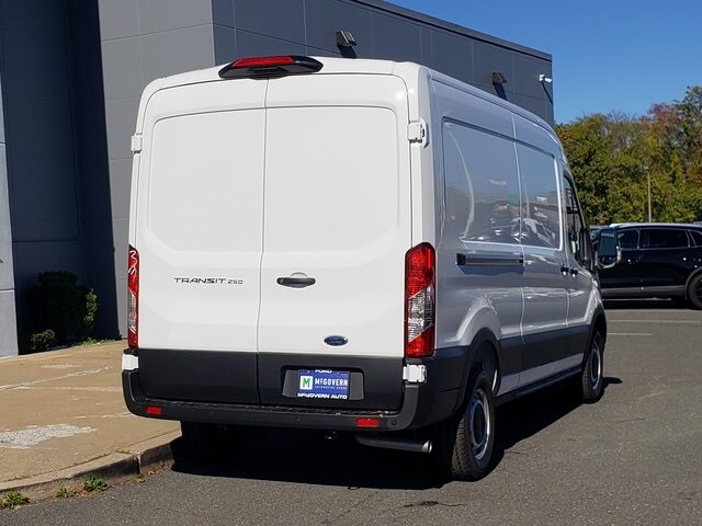 2025 Ford Transit photo 2