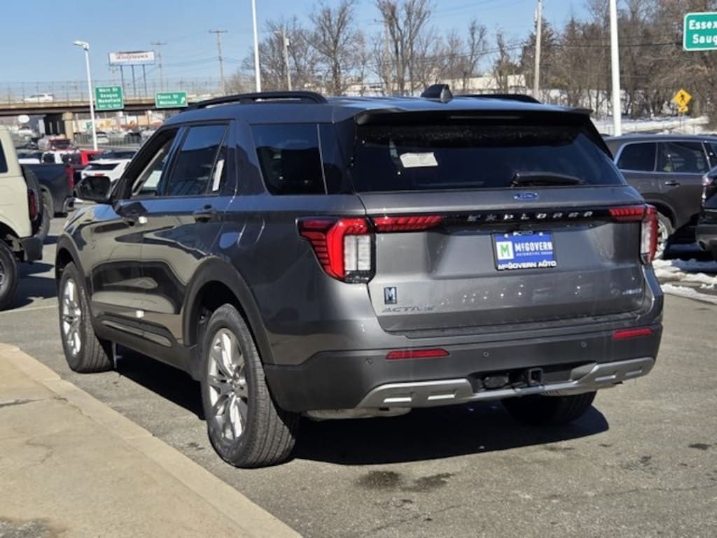 New 2026 Ford Explorer Active SUV