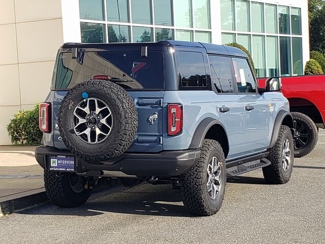 2025 Ford Bronco Badlands photo 3