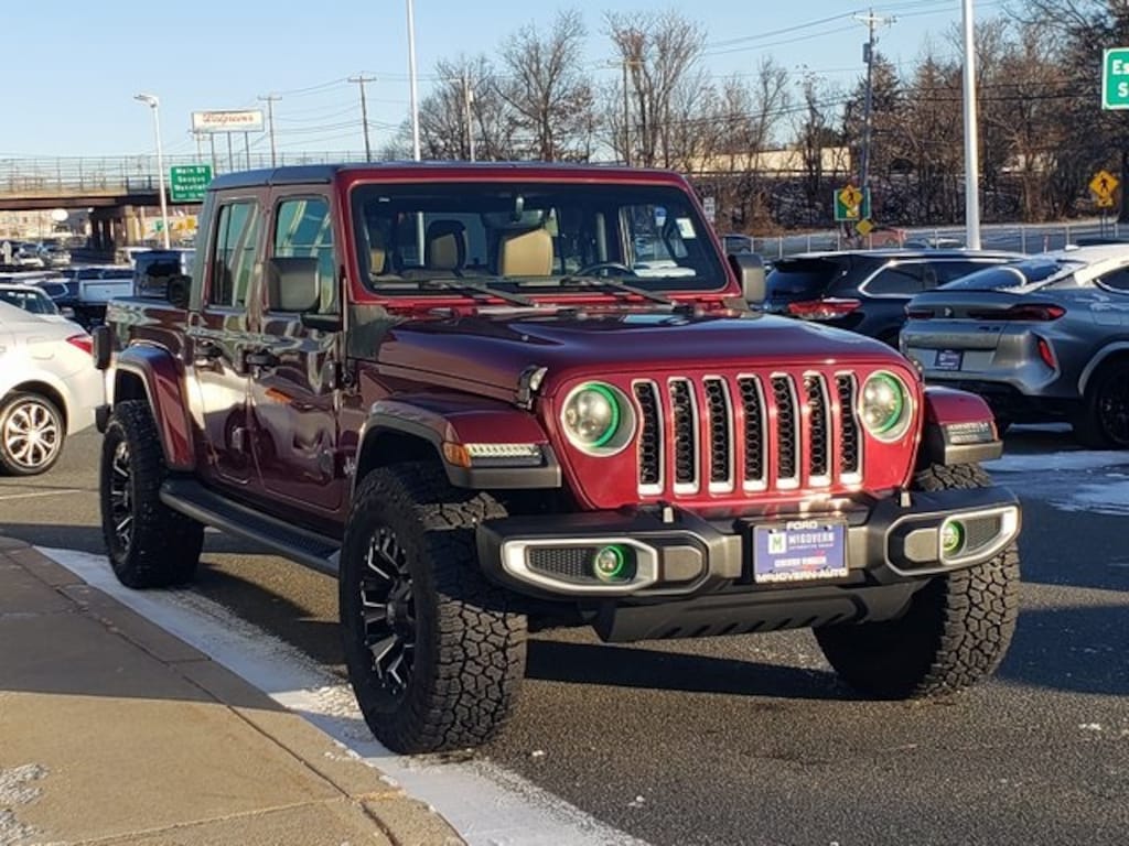 Used 2021 Jeep Gladiator Overland Truck