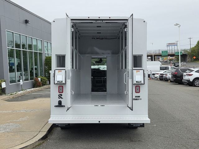 2026 Ford E-Series Cutaway Base - Photo 31